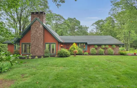 846 Arbutus St, Middletown, CT 06457