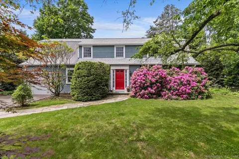 80 Hepburn Rd, Hamden, CT 06517