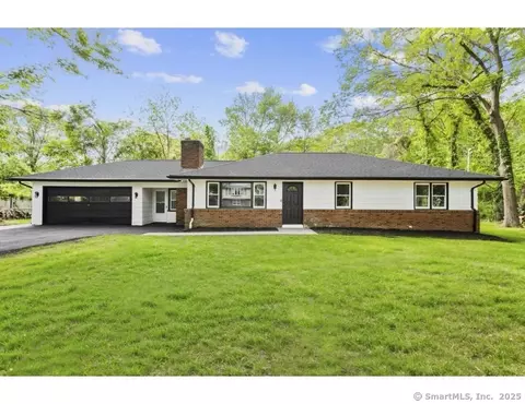53 Cassella Dr, Hamden, CT 06514
