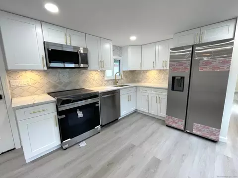1042 Poquonnock Rd #LOT 3, Groton, CT 06340