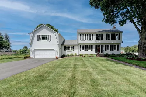 103 Hampshire Dr, Glastonbury, CT 06033
