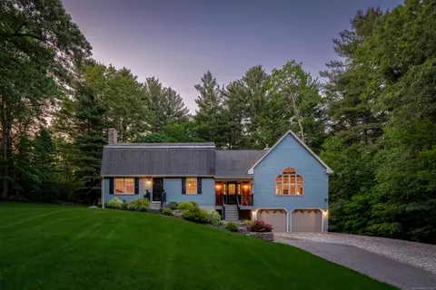 86 Fox Ridge Ln, Tolland, CT 06084