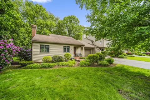 49 The Laurels #49, Enfield, CT 06082