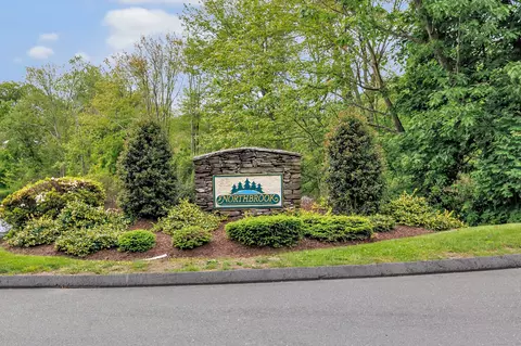 25 Stillmeadow Cir #25, Monroe, CT 06468