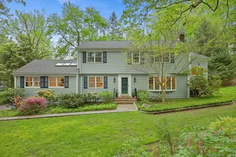 32 Jeffrey Rd, Greenwich, CT 06830