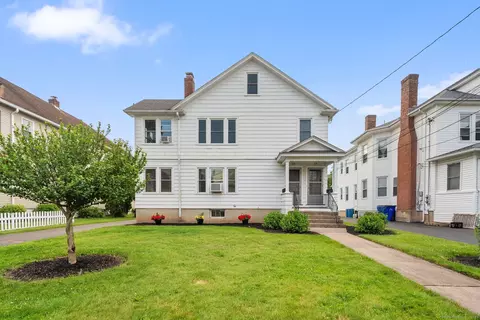 85 Dover Rd, West Hartford, CT 06119