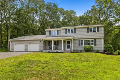 109 Robin Cir, Tolland, CT 06084