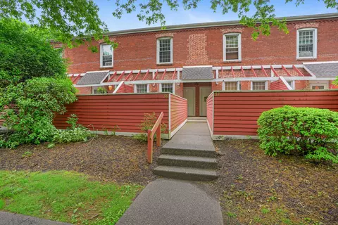 55 Oil Mill Rd #38, Danbury, CT 06810