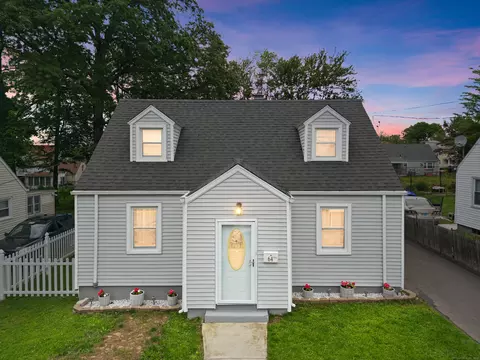 64 Hanmer St, Hartford, CT 06114