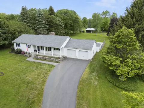 176 Prospect Hill Rd, Colchester, CT 06415