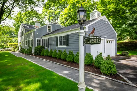 116 West Ln, Stamford, CT 06905