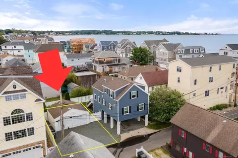 11 Hanover St, Milford, CT 06460