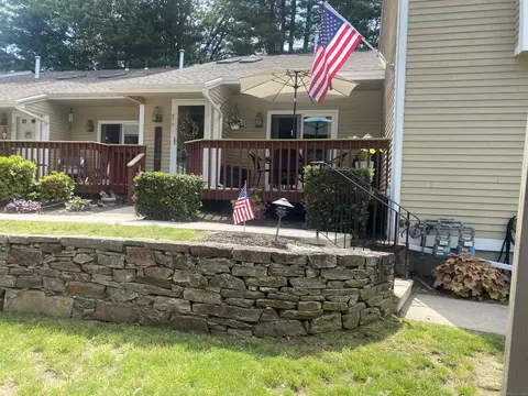 477 Carriage Dr #477, Southington, CT 06489