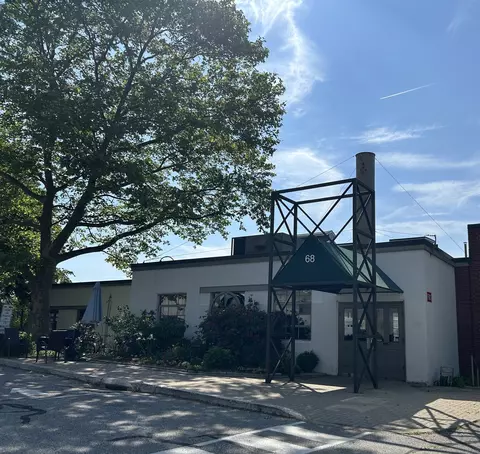 68 Thermos Ave #410E, Norwich, CT 06360