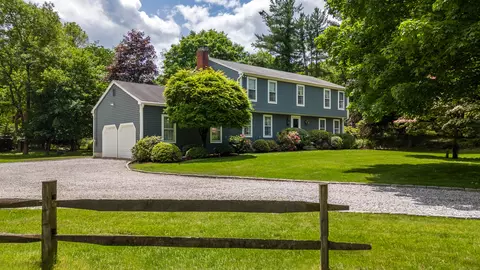 47 Trillium Cir, Fairfield, CT 06824