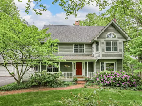 40 Oakridge, Unionville, CT 06085