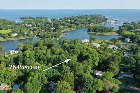 26 Pasture Ln, Darien, CT 06820