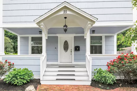 35 Noble Ave, Milford, CT 06460