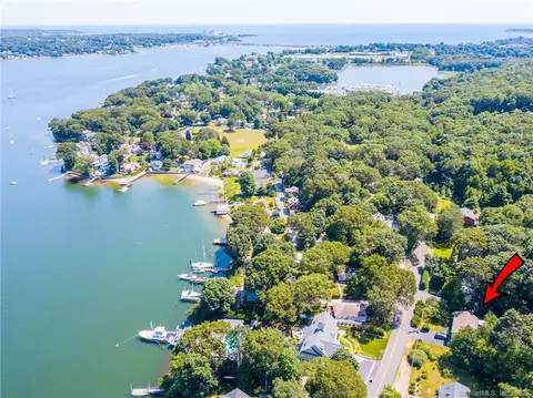46 Quarry Dock Rd, Niantic, CT 06357