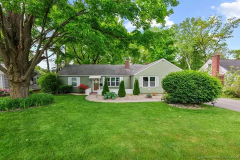 525 Park Ave, Windsor, CT 06095
