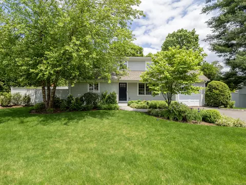 36 Clinton Ave, Westport, CT 06880