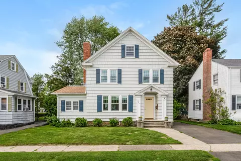 442 Woodstock Ave, Stratford, CT 06614