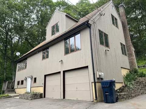 209 S Main St, Terryville, CT 06786
