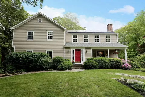 114 Peaceable Ridge Rd, Ridgefield, CT 06877