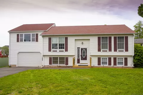 65 Skinner Dr, New Britain, CT 06053