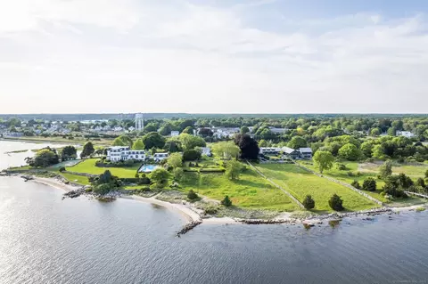 44 Salt Acres Rd, Stonington, CT 06378