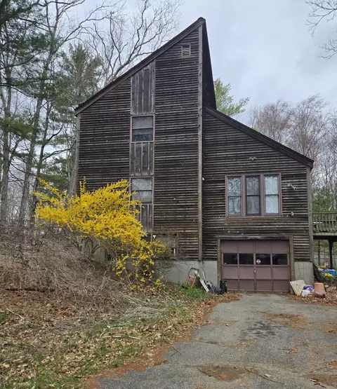 47 Elizabeth Rd, Mansfield, CT 06250