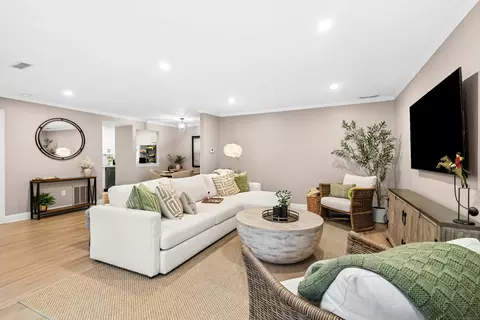3 Nectar Ln #3, Ridgefield, CT 06877
