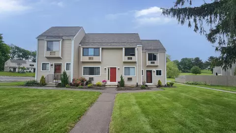 31 Regis Dr #31, Meriden, CT 06450