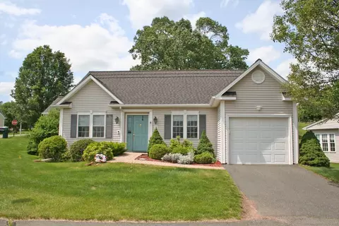 2 Cinnamon Ln #2, Portland, CT 06480