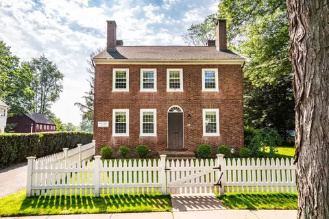 132 Broad St, Wethersfield, CT 06109