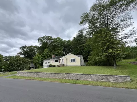 39 Eastwood Rd, Bristol, CT 06010