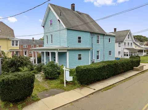12 Augur St, Hamden, CT 06517