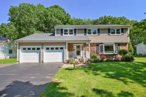 57 Towhee Ln, Glastonbury, CT 06033