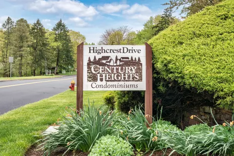 23 Highcrest Dr #23, Rocky Hill, CT 06067