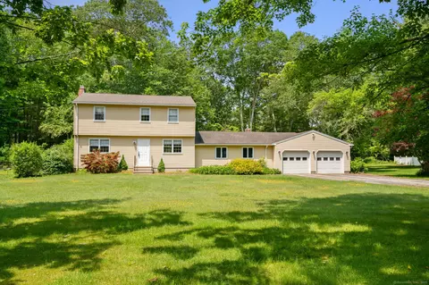 4 Sypher Rd, Chester, CT 06412
