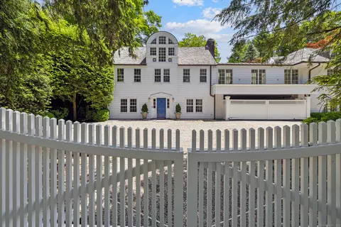 15 Mill Rd, New Canaan, CT 06840