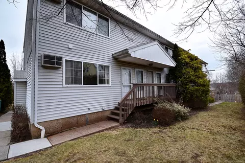 81 Chipman St #19, Waterbury, CT 06708