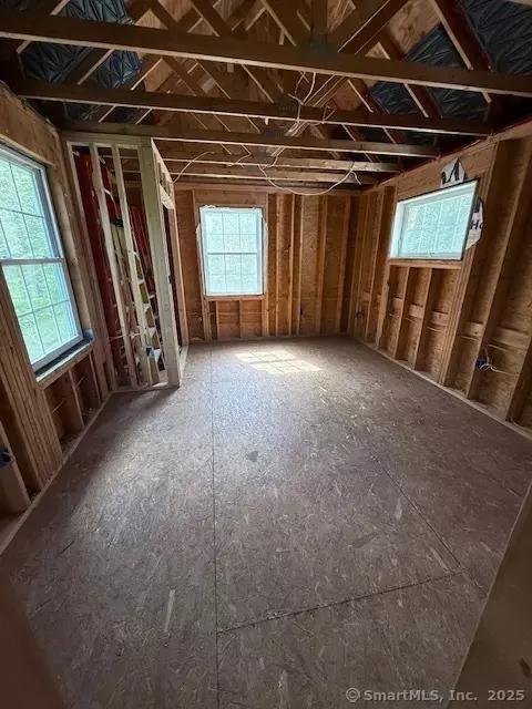 Bedroom - 15 Suffield St, Windsor Locks, CT 06096 photo 4 of 5