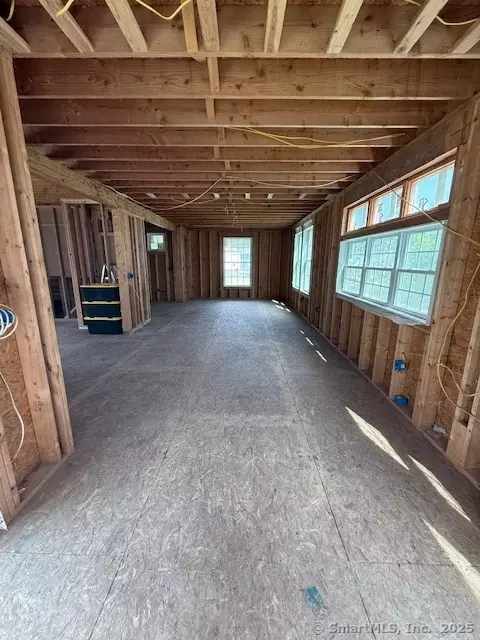Entry Way - 15 Suffield St, Windsor Locks, CT 06096 photo 3 of 13