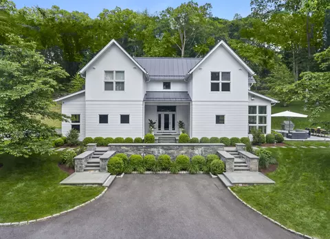 326 Georgetown Rd, Weston, CT 06883