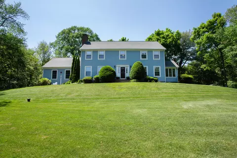 12 Northwoods Rd, Granby, CT 06060