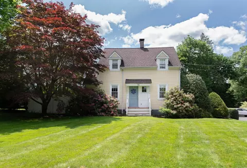 15 N Salem Rd, Ridgefield, CT 06877