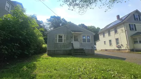 215 Stanley St, New Britain, CT 06051