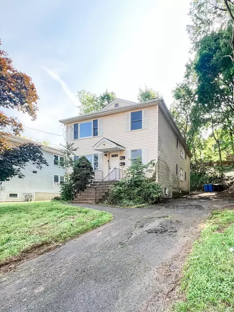 136 Lawlor St, New Britain, CT 06051