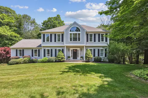 20 Andy Ln, Guilford, CT 06437